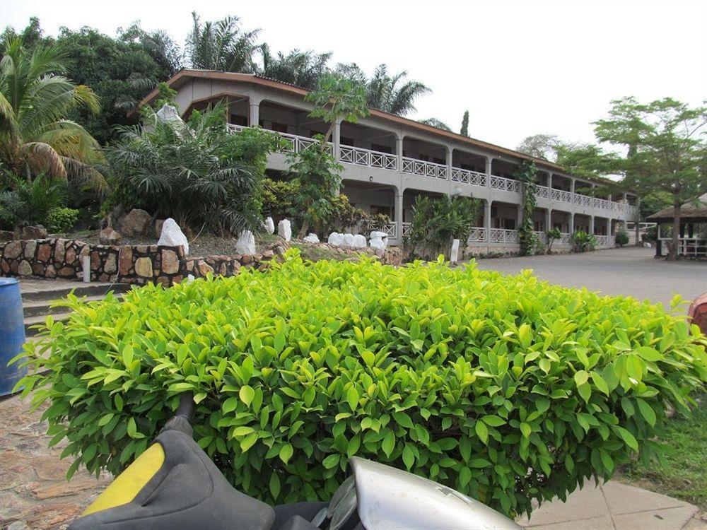Akosombo Continental Hotel エクステリア 写真
