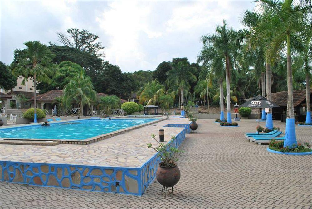 Akosombo Continental Hotel エクステリア 写真